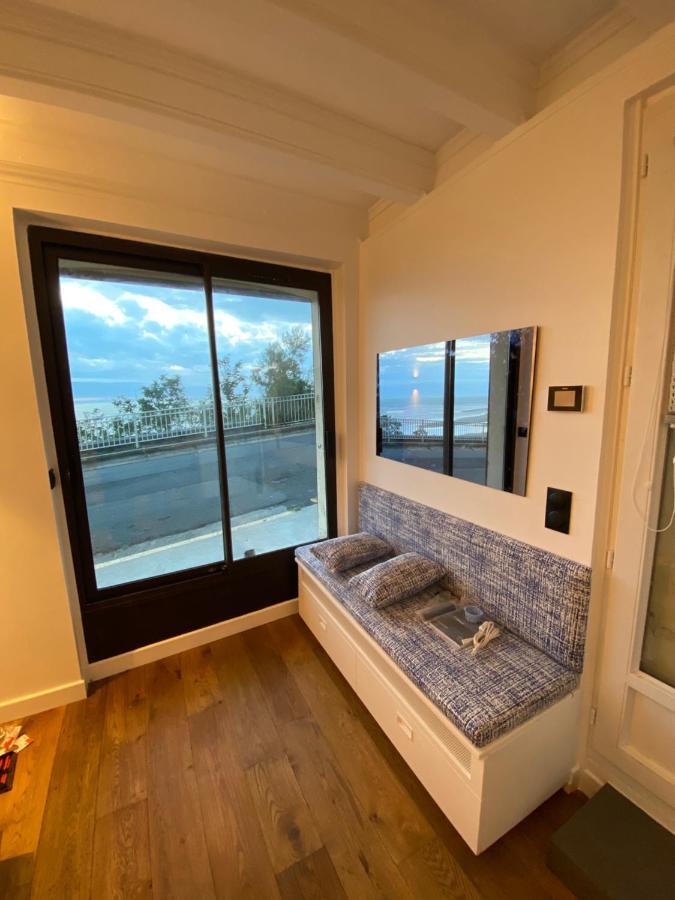 Appartement Face Mer Avec Terrasse Et Parking Trouville-sur-Mer Zewnętrze zdjęcie