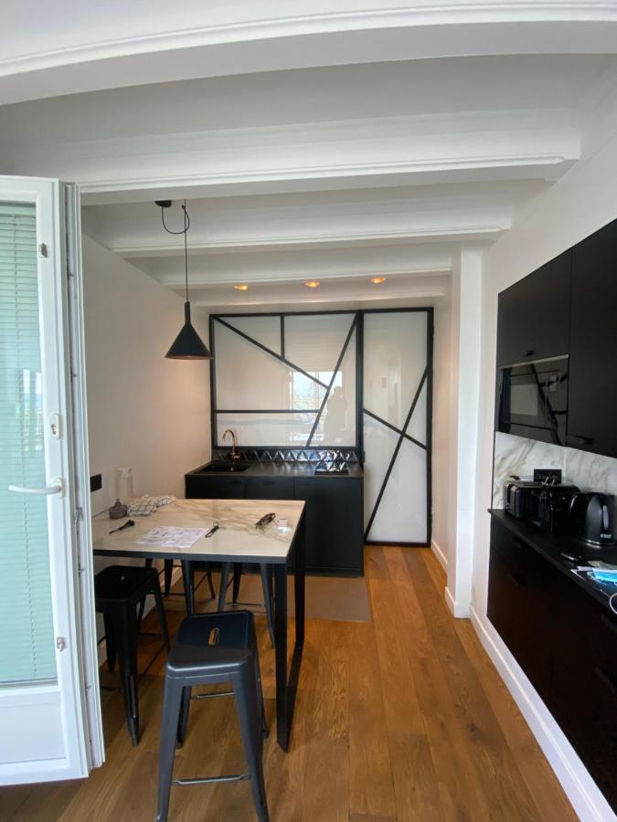 Appartement Face Mer Avec Terrasse Et Parking Trouville-sur-Mer Zewnętrze zdjęcie