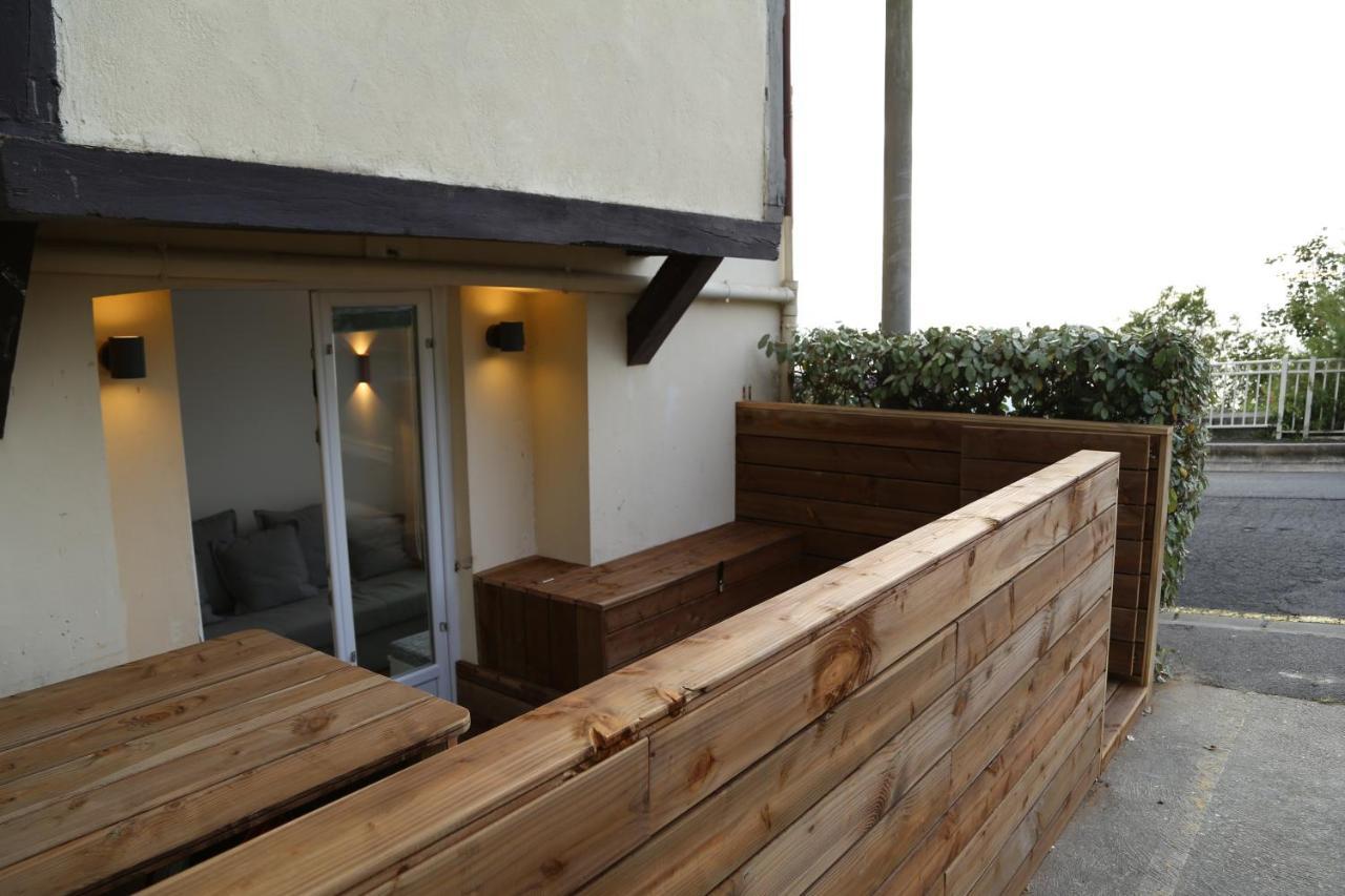Appartement Face Mer Avec Terrasse Et Parking Trouville-sur-Mer Zewnętrze zdjęcie